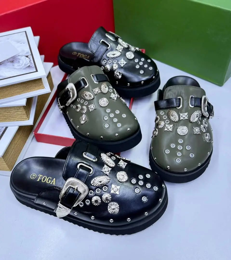 Jipatie viatu na sendo kwa bei nafuu