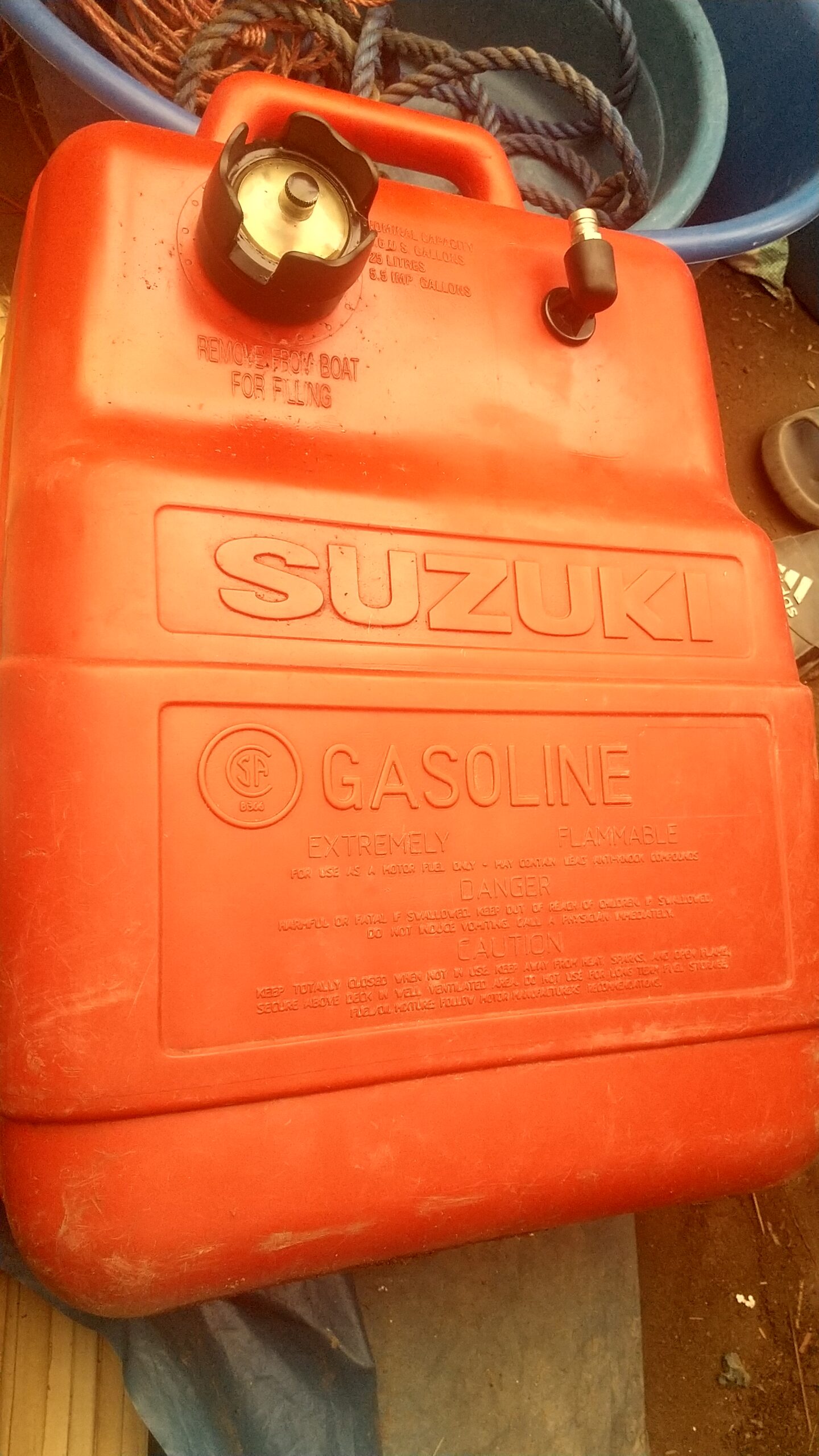 Suzuki outboard HP 15 electric/manual