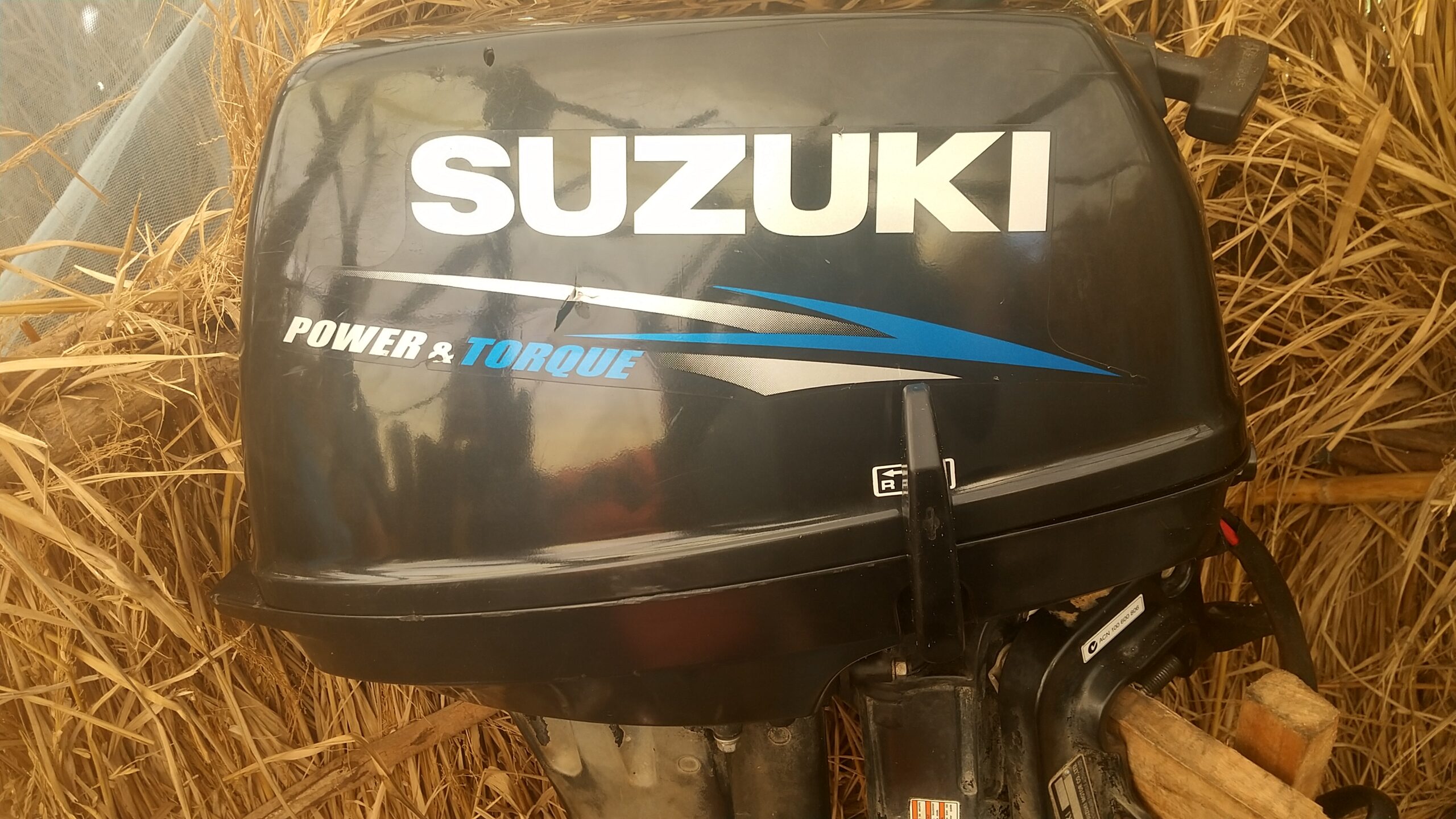 Suzuki outboard HP 15 electric/manual